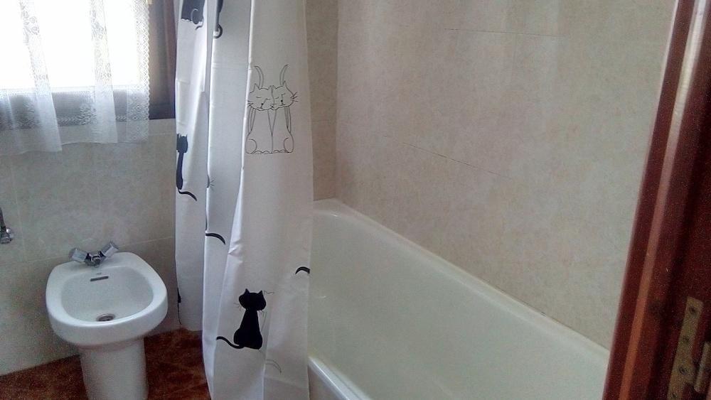 Apartamentos Rurales Ovio Llanes Bagian luar foto
